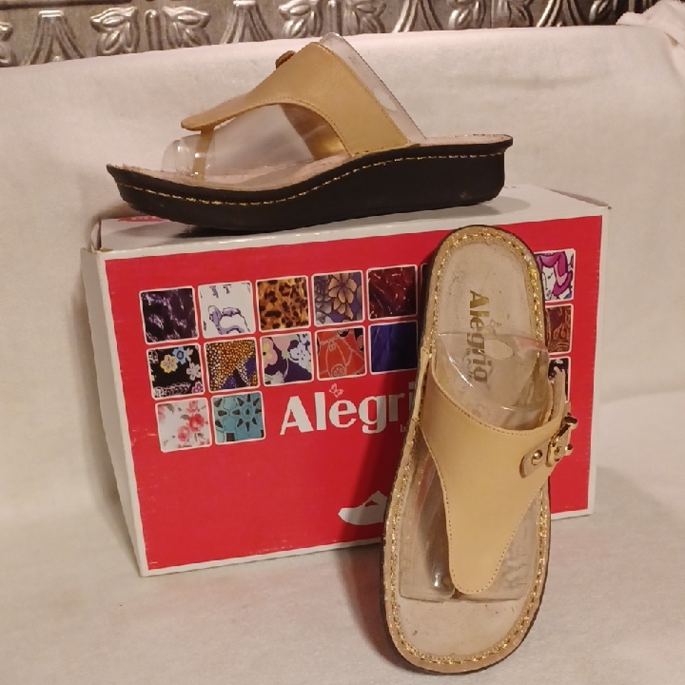 Alegria Women's Beige Sandals Size 36